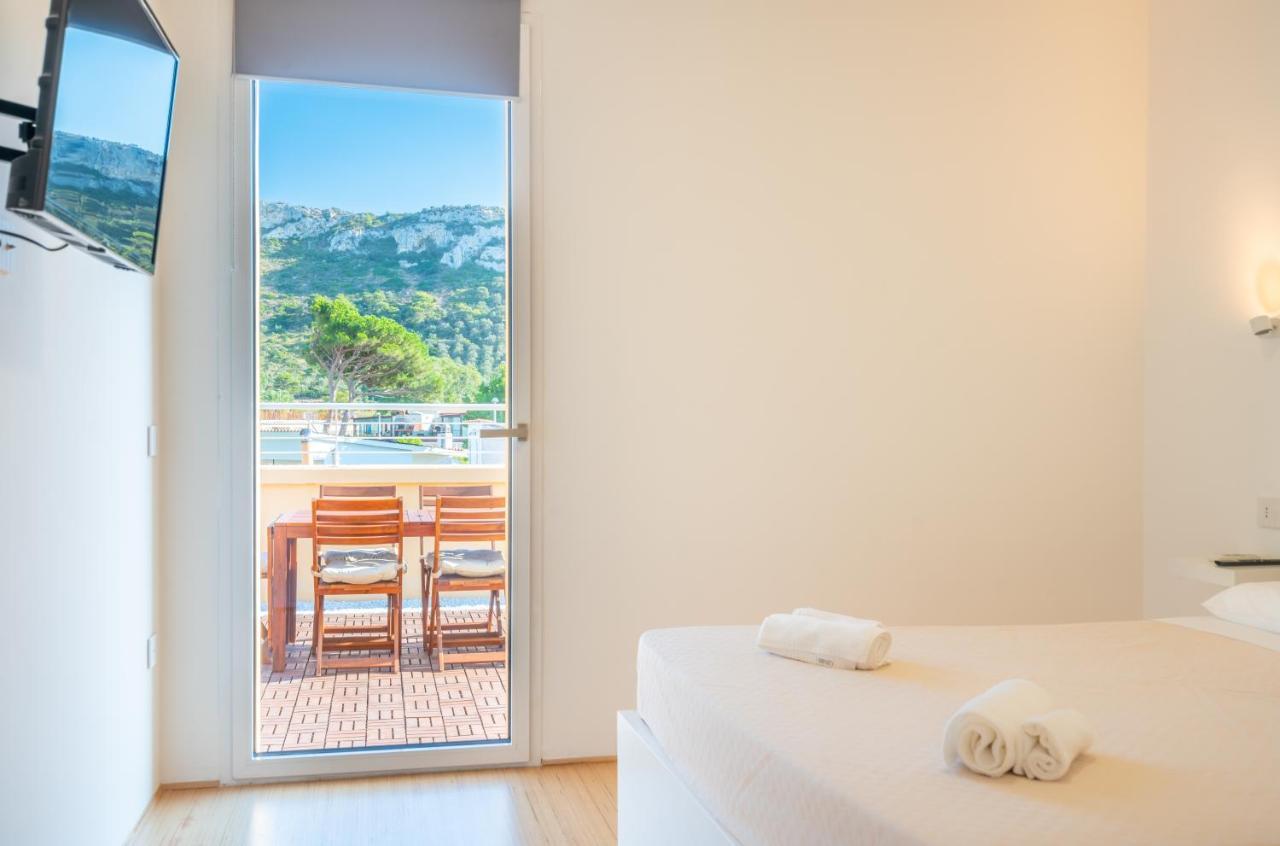Terrazza Sella Del Diavolo - Vista Mare - Wifi Ac Apartment กาญารี ภายนอก รูปภาพ