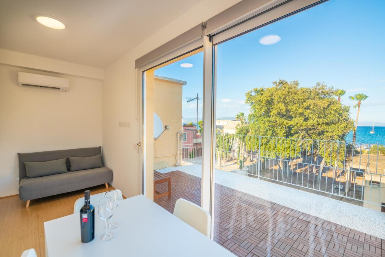 Terrazza Sella Del Diavolo - Vista Mare - Wifi Ac Apartment กาญารี ภายนอก รูปภาพ