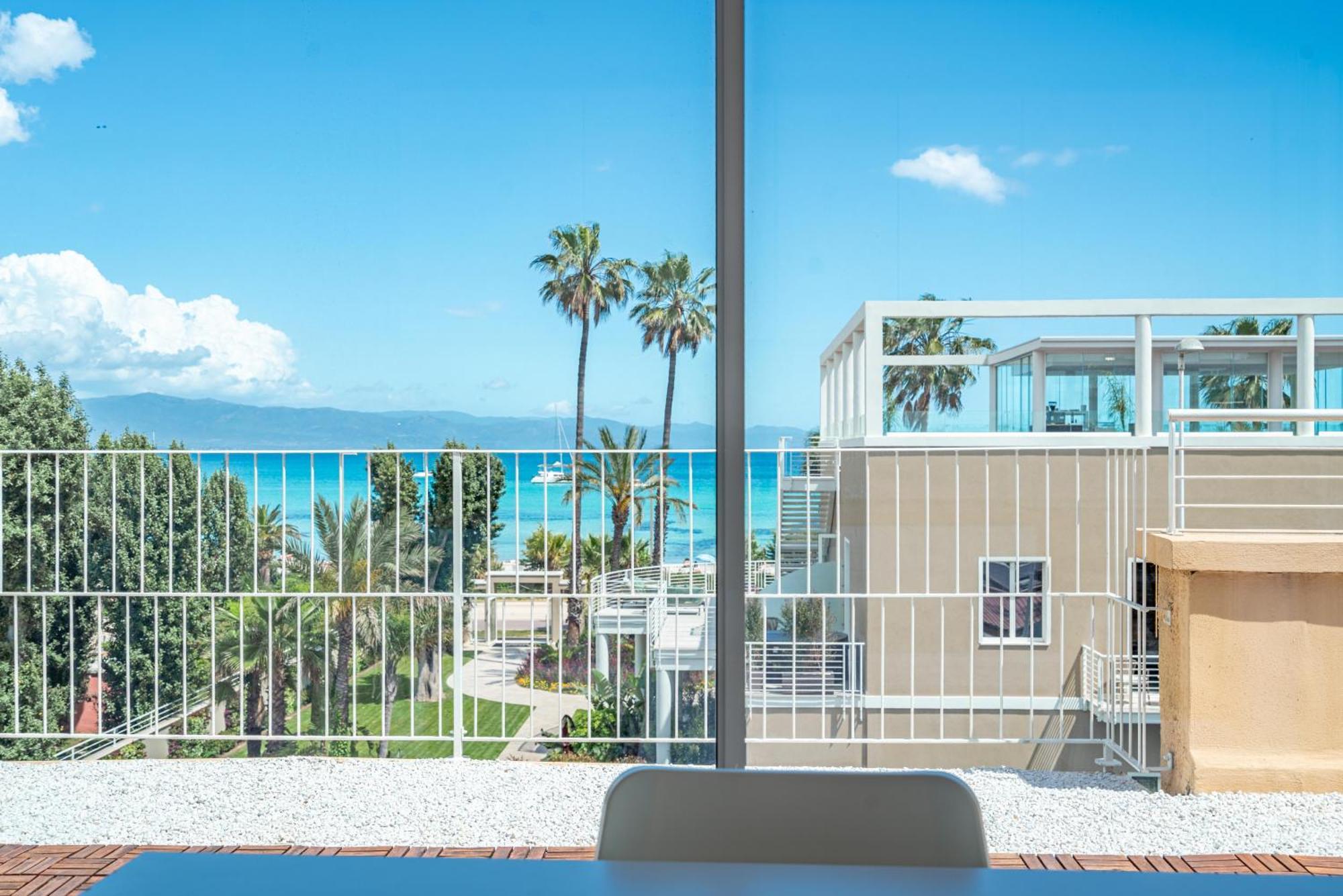 Terrazza Sella Del Diavolo - Vista Mare - Wifi Ac Apartment กาญารี ภายนอก รูปภาพ