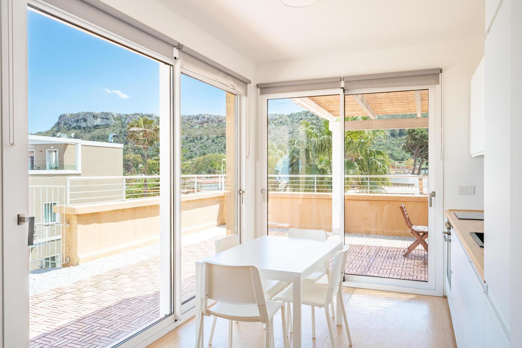 Terrazza Sella Del Diavolo - Vista Mare - Wifi Ac Apartment กาญารี ภายนอก รูปภาพ