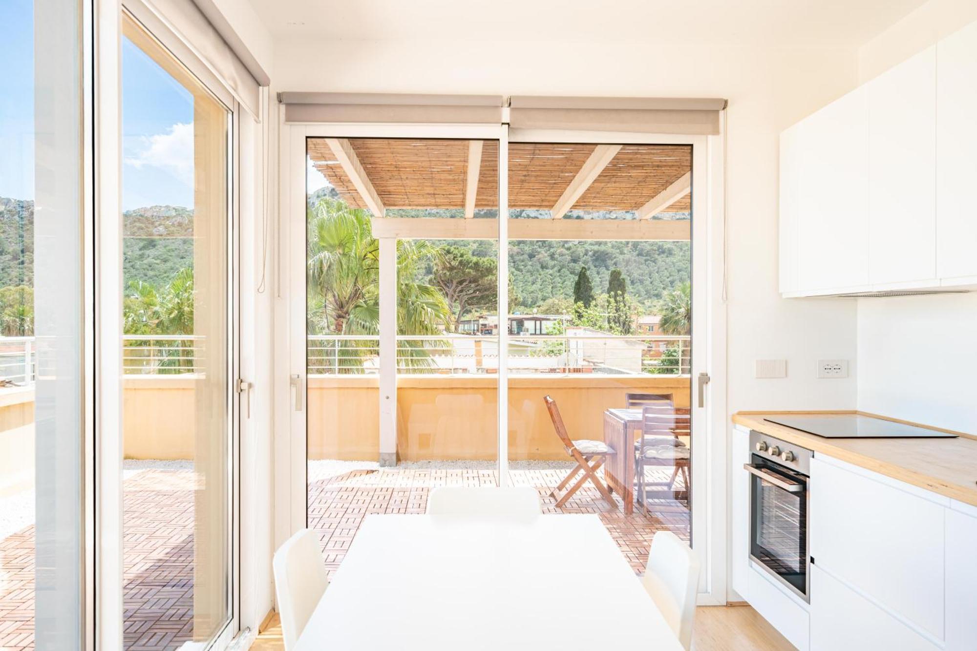 Terrazza Sella Del Diavolo - Vista Mare - Wifi Ac Apartment กาญารี ภายนอก รูปภาพ